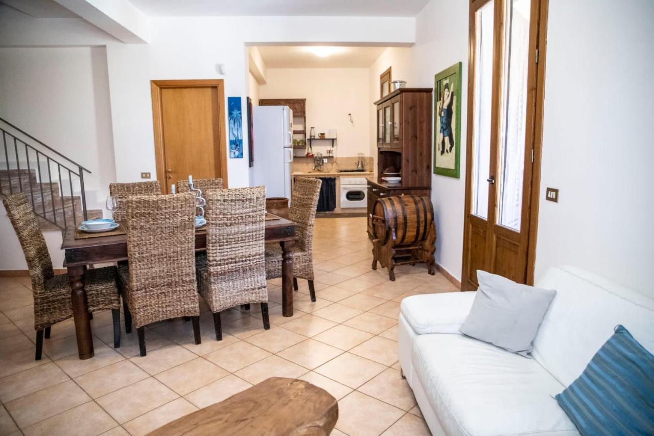 Dimora Fanale, Villa Esclusiva Con Piscina Privata - Fanale Rentals Altavilla Milicia Eksteriør billede
